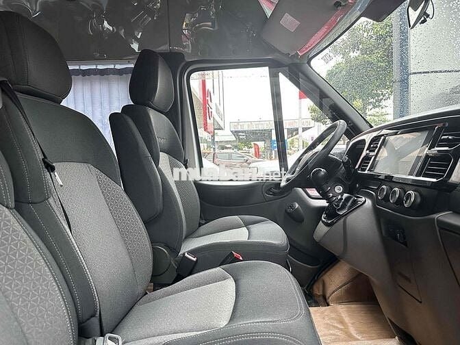 Ford Transit MCA 2023 bảo hành 2026, hỗ trợ Vay NH