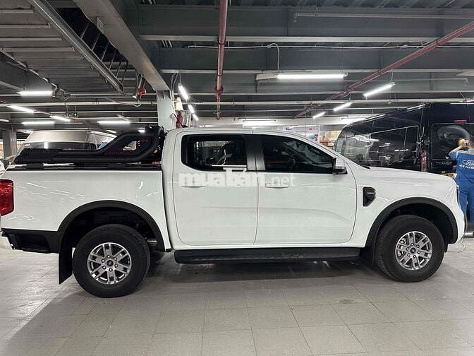 Ford Ranger XLS 2024, bảo hành 2027, vay 75%