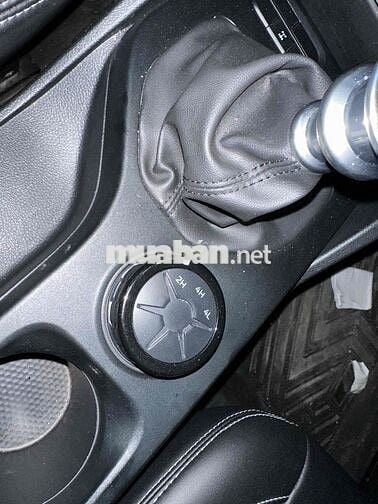 Ford Ranger 4x4 MT 2022, Full phụ kiện, BH 2026