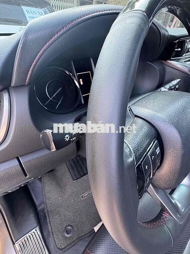 Toyota Fortuner 2022 Legender 2.4 4x2 AT