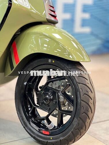 🌿 Vespa Sprint 2025 – Xanh Bơ Cá Tính 🌿