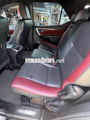 Toyota Fortuner 2022 Legender 2.4 4x2 AT