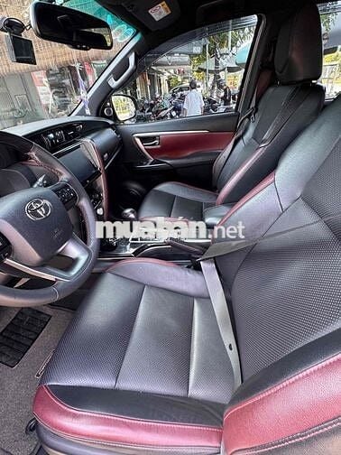 Toyota Fortuner 2022 Legender 2.4 4x2 AT