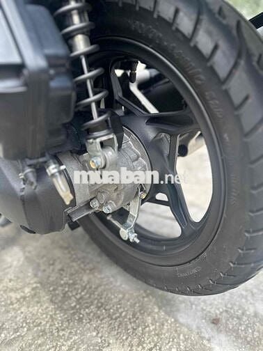 AB 5/2025 mới cứng , nilong cả xe . chính chủ