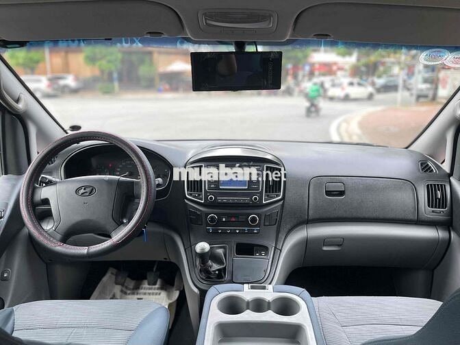 Thanh lý xe Hyundai Grand Starex chở tiền 2016