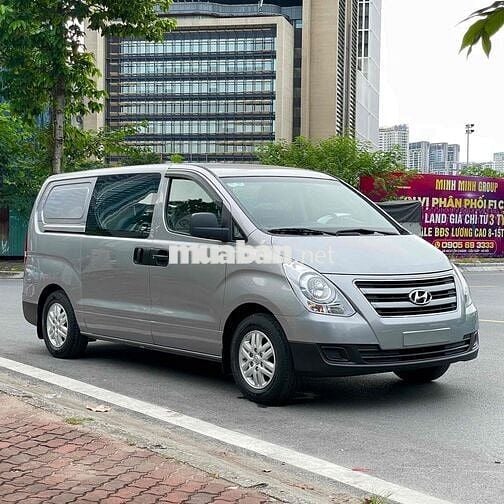 Thanh lý xe Hyundai Grand Starex chở tiền 2016