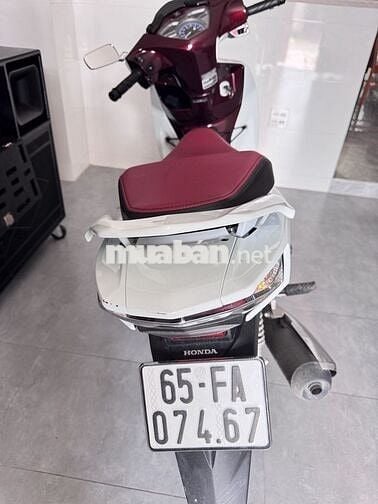 xe Wave 125i nhập thái 2024 trắng đỏ