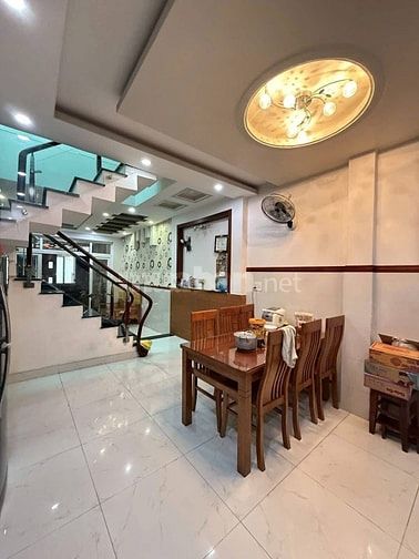 Nhà Hoàng Diệu đang có sẵn hd thuê 16tr cần bán trong tháng này đây!!!