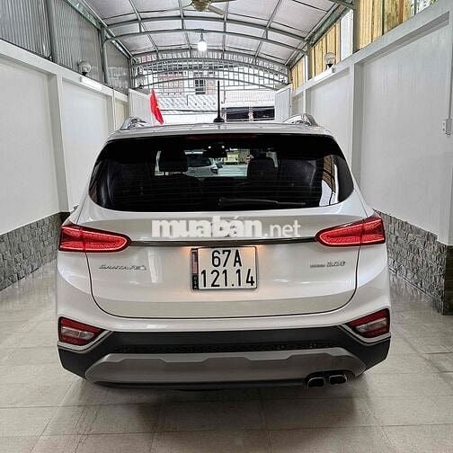 Bán Hyundai Santa Fe 2019 2.2L máy dầu 1 chủ