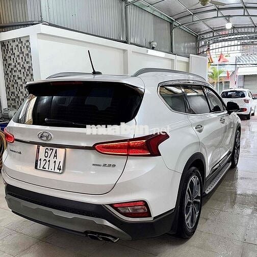 Bán Hyundai Santa Fe 2019 2.2L máy dầu 1 chủ