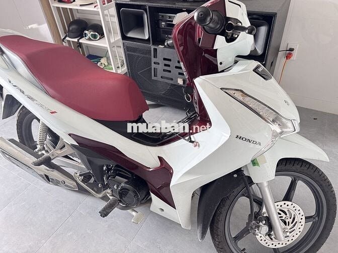 xe Wave 125i nhập thái 2024 trắng đỏ