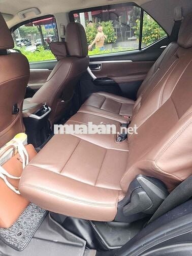 Toyota Fortuner 2017 2.7V 4x4 - 200000 km 580tr