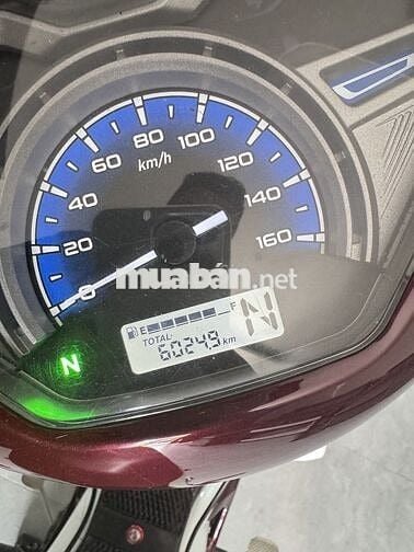 xe Wave 125i nhập thái 2024 trắng đỏ