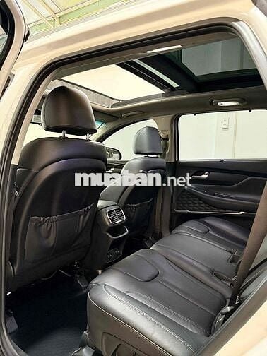 Bán Hyundai Santa Fe 2019 2.2L máy dầu 1 chủ