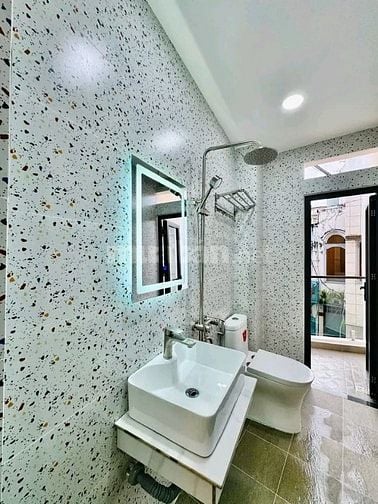 Bán lỗ nhà Đặng Thanh Hiếu, Phú Hữu, Quận 9. Giá 2,71 tỷ/58m2, hẻm 6m