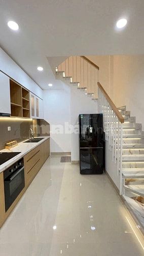 Lạc Long Quân - rẻ nhất KV Q11, 2Tỷ850, dt 57m2 2 Lầu rộng rãi, SHR.