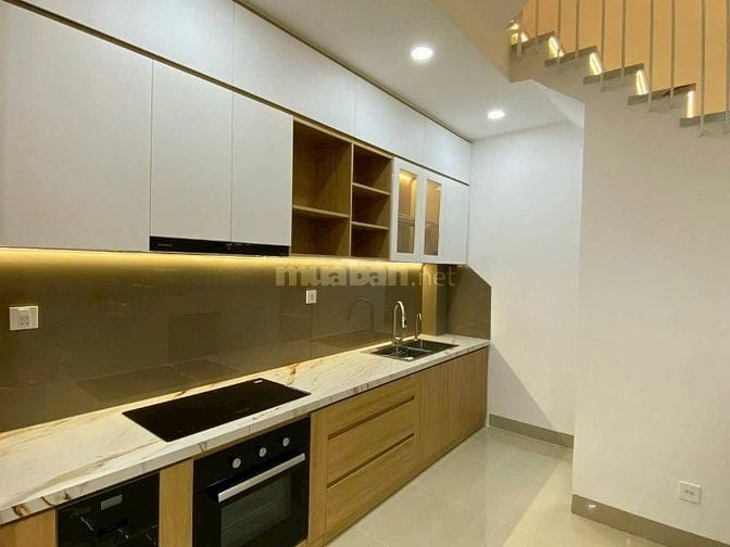 Lạc Long Quân - rẻ nhất KV Q11, 2Tỷ850, dt 57m2 2 Lầu rộng rãi, SHR.
