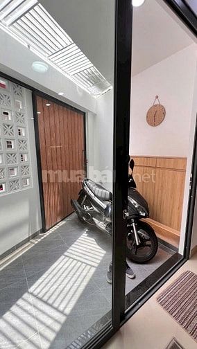 Lạc Long Quân - rẻ nhất KV Q11, 2Tỷ850, dt 57m2 2 Lầu rộng rãi, SHR.