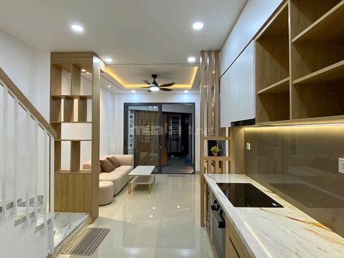 Lạc Long Quân - rẻ nhất KV Q11, 2Tỷ850, dt 57m2 2 Lầu rộng rãi, SHR.