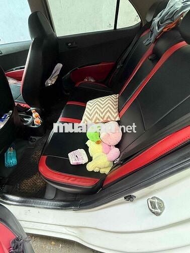 Hyundai Grand i10 2020 Sedan 1.2 MT Base - 83256 k