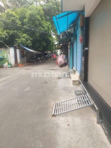 CHÍNH CHỦ BÁN NHÀ ĐƯỜNG CMT8, PHƯỜNG 15, QUẬN 10, SỔ HỒNG RIÊNG