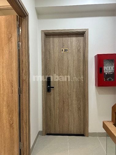 Cho thuê căn hộ dịch vụ full nội thất cao cấp hẻm 217/70 Bùi Đình Tuý