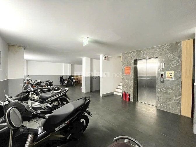 CHDV ngang 8m hẻm 276 Thống Nhất 240m2 6 tầng 31PN 160tr về túi NT mới
