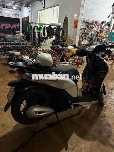 kinh doanh nên muốn bán xe