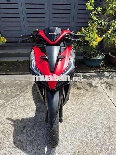 Vario 150cc,date cuối 2020,xe lướt 6000km.máy zin