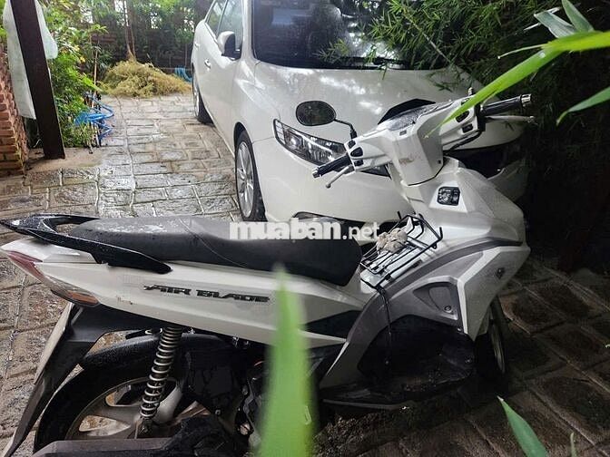 Xe Airblade trắng 2017 dư ko dùng nên bán lại