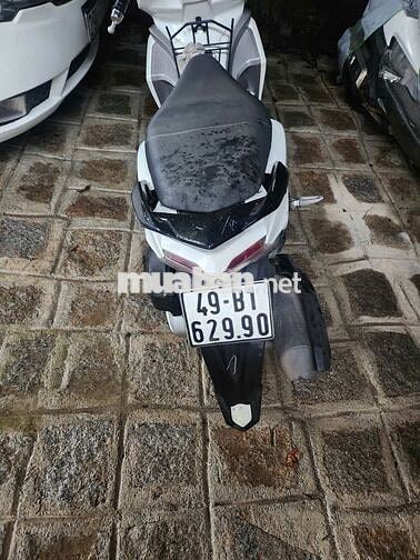 Xe Airblade trắng 2017 dư ko dùng nên bán lại