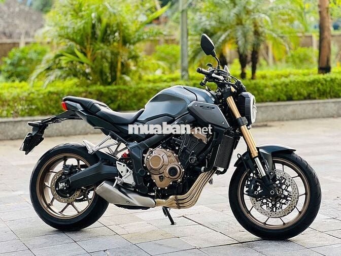 Mạnh Hà Motor bán Honda cb650r date 23 HN lướt 2k