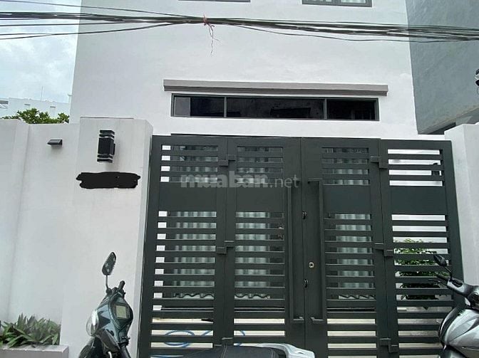 Bán nhà MT đường Tỉnh Lộ 10, DT 63m2, xây mới 1 trệt, 1 lầu.