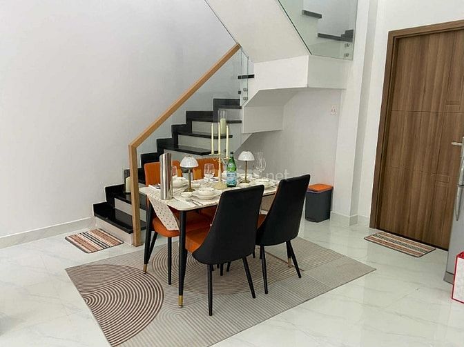 Bán nhà MT đường Tỉnh Lộ 10, DT 63m2, xây mới 1 trệt, 1 lầu.
