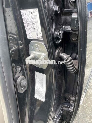 Toyota Innova 2011 V - 120000 km
