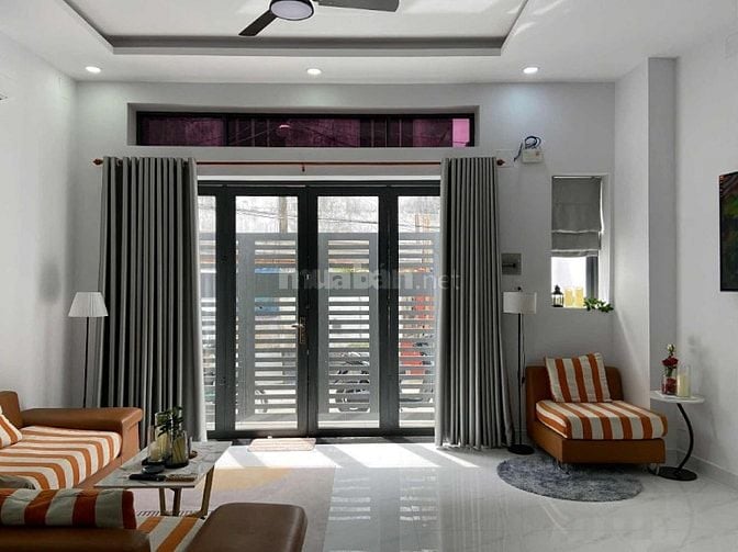 Bán nhà MT đường Tỉnh Lộ 10, DT 63m2, xây mới 1 trệt, 1 lầu.