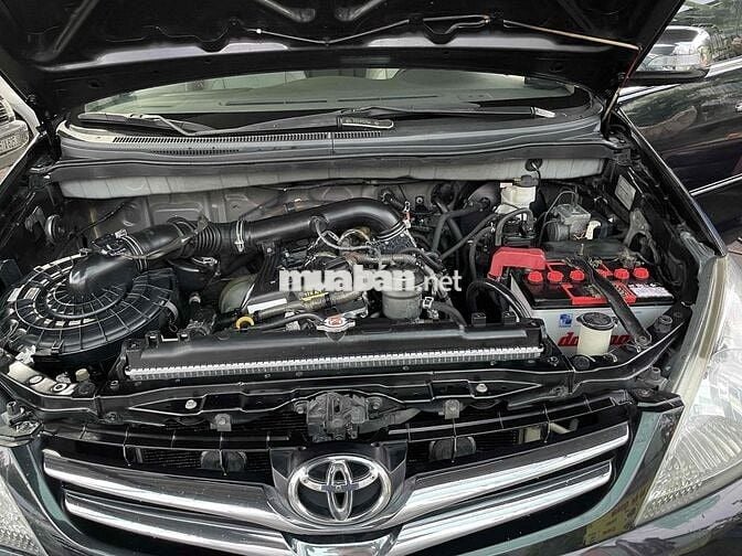Toyota Innova 2011 V - 120000 km