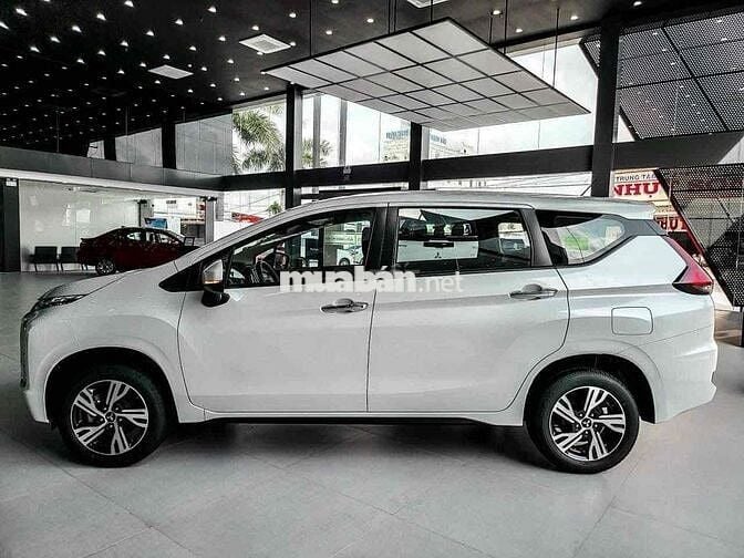 Mitsubishi Xpander 1.5 MT mới- giảm 100% LPTB+20t