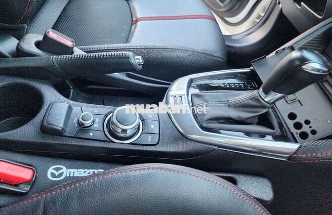 Mazda 2 sx2018 AT SPORT ,1  chủ từ mới ..