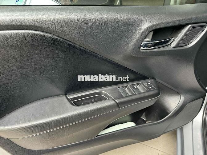 Honda City sản xuất 2018 số tự động,màu bạc