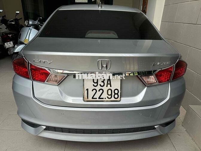 Honda City sản xuất 2018 số tự động,màu bạc