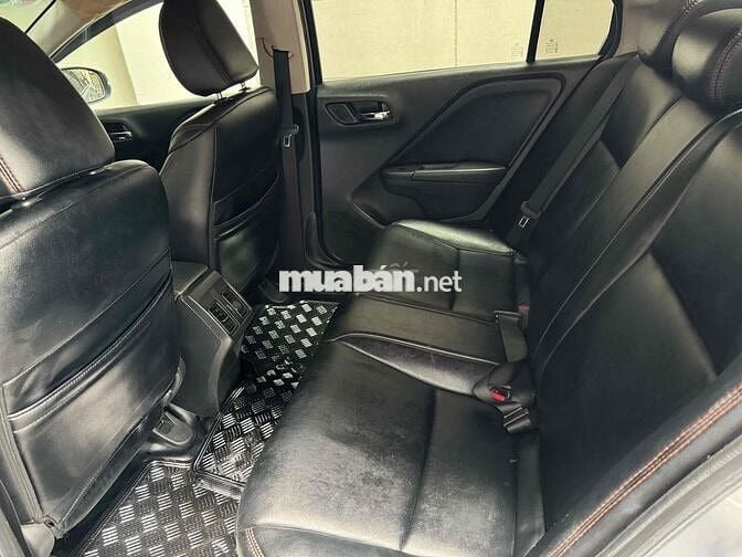 Honda City sản xuất 2018 số tự động,màu bạc