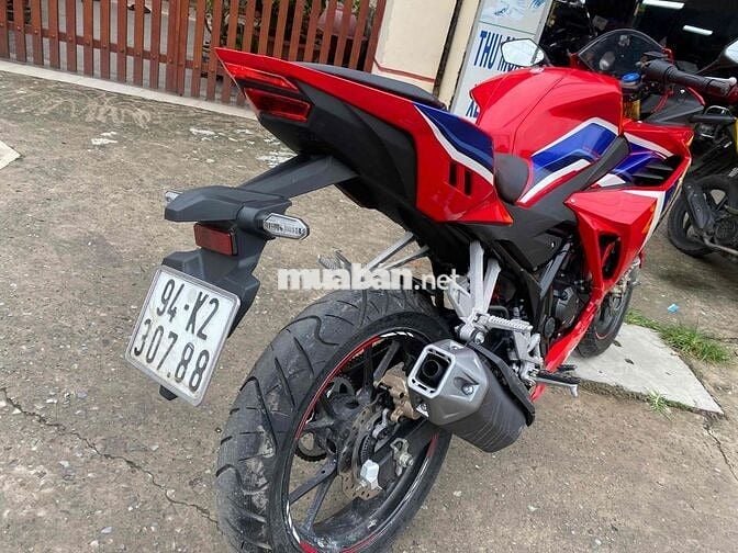 cbr 150 abs mẫu mới