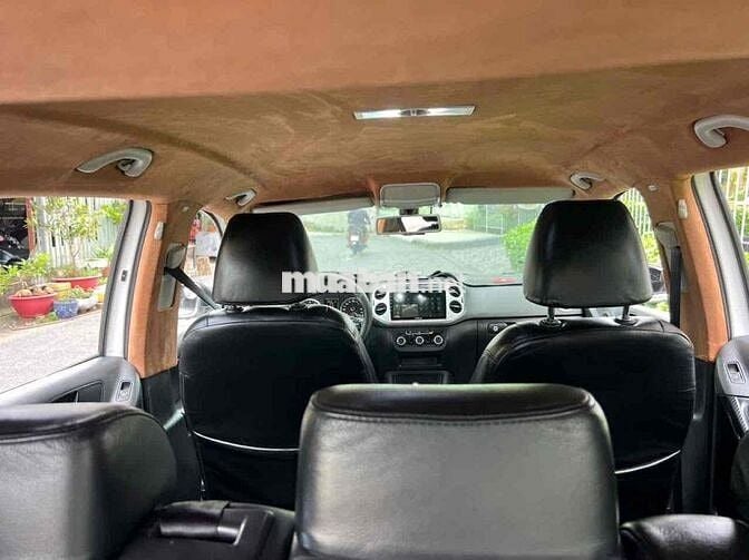 Volkswagen Tiguan 2012 2.0 AT (5 chỗ) - 160000 km