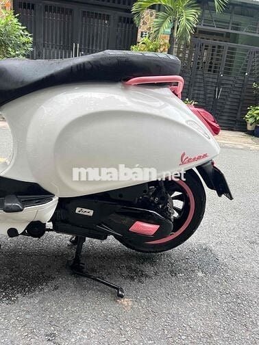 vespa đèn led trắng hồng