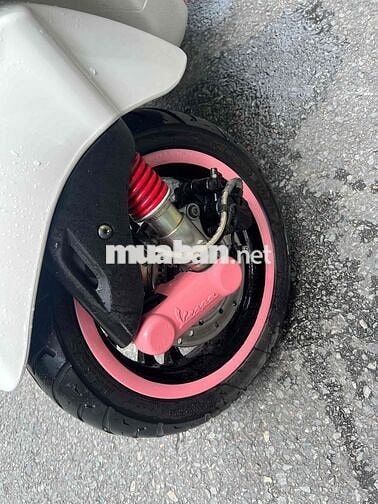 vespa đèn led trắng hồng