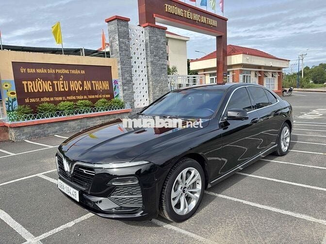 VinFast Lux A2.0 2020 Plus 2.0 AT - 70 km