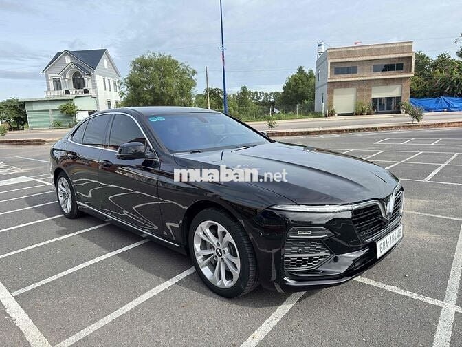 VinFast Lux A2.0 2020 Plus 2.0 AT - 70 km