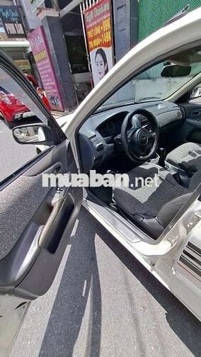 Ford laser 2000, kiểm dài