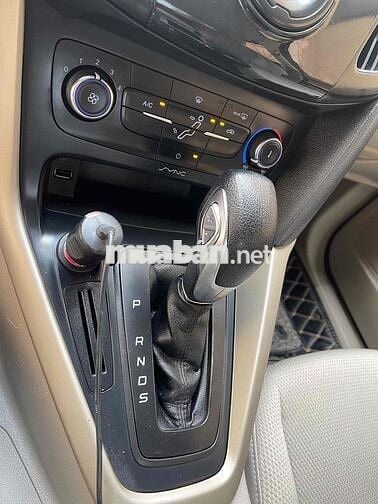 Ford Focus 2017 Trend 1.5L - 100000 km